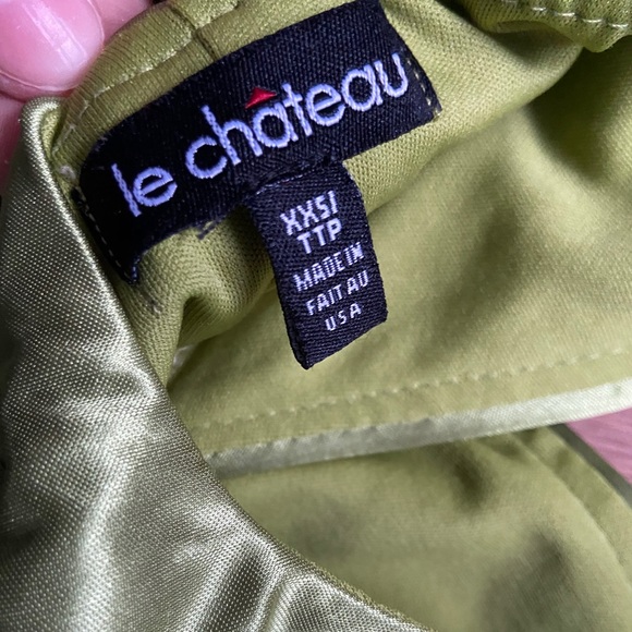 Le Chateau satin top - Picture 2 of 4